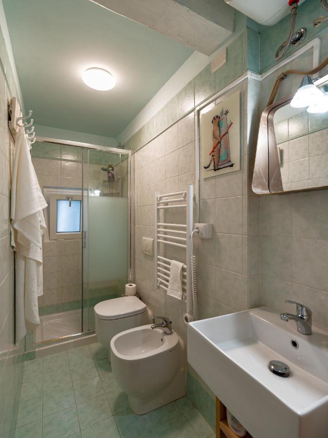 Appartamento Buro Nel Borgo Parma Esterno foto